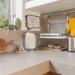 דירה Tiny House On Water Surrounded By Greenery