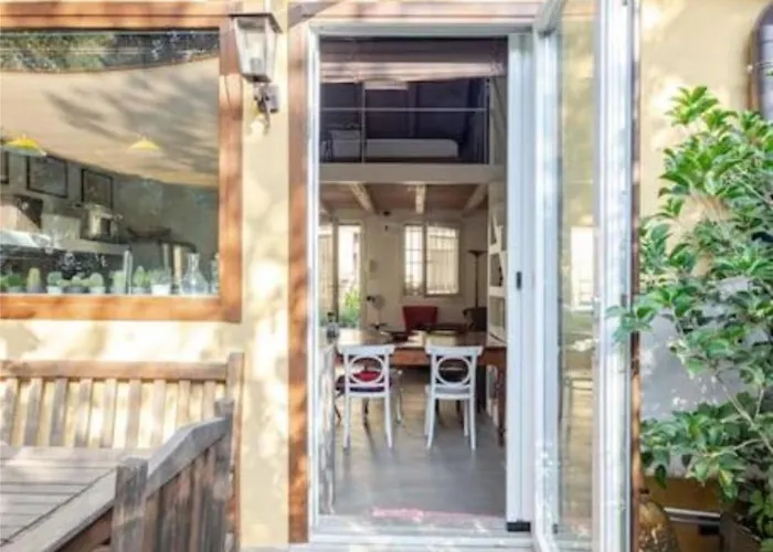 Tiny House On Water Surrounded By Greenery Apartment Milan